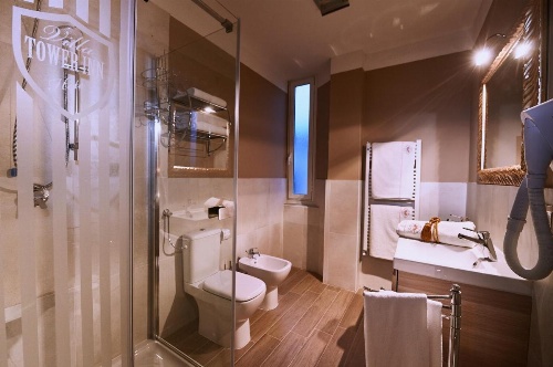 Villa Tower Inn image 21