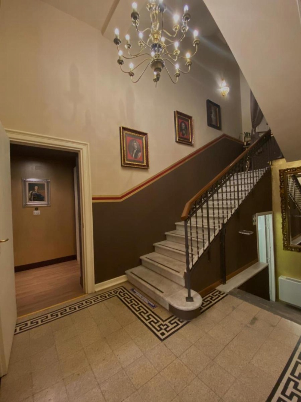 Villa Tower Inn Image 36